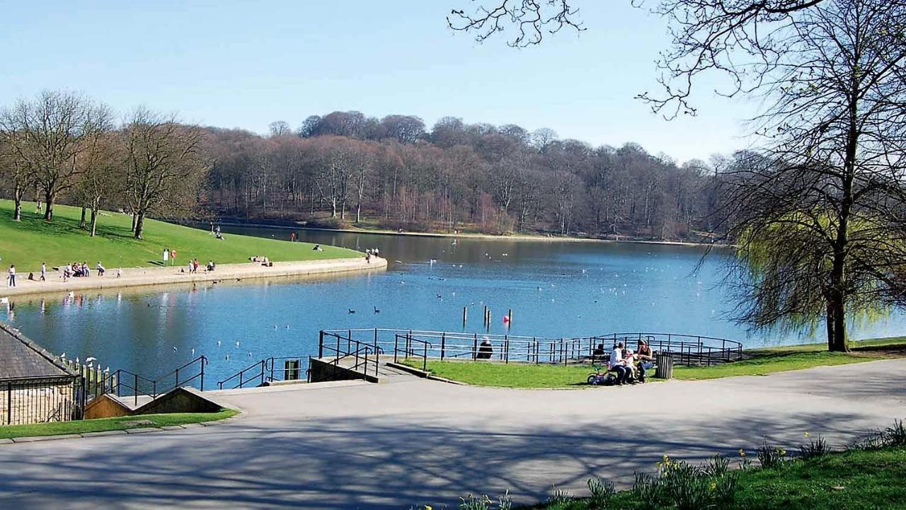*Rd9Bc* For Your Most Relaxed & Cosy Stay + Free Parking + Free Fast Wifi * Leeds  Kültér fotó